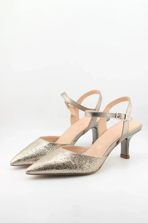Capelli Rossi Textured Slingback Pointed-Toe Heels